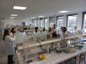 Vignette - Journées des Biotechnologies organisées par les élèves de Terminale STL Biotechnologies d’Épinal et de Tomblaine, ainsi que par les étudiants du BTS Biotechnologies en Recherche et en Production